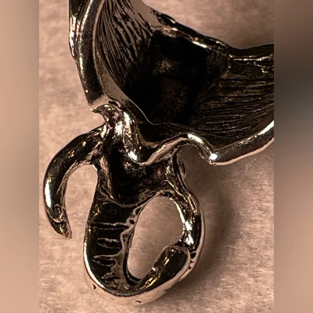 Silver Elephant Men’s Ring Size - 9 / Nickel - Picture 2 of 8